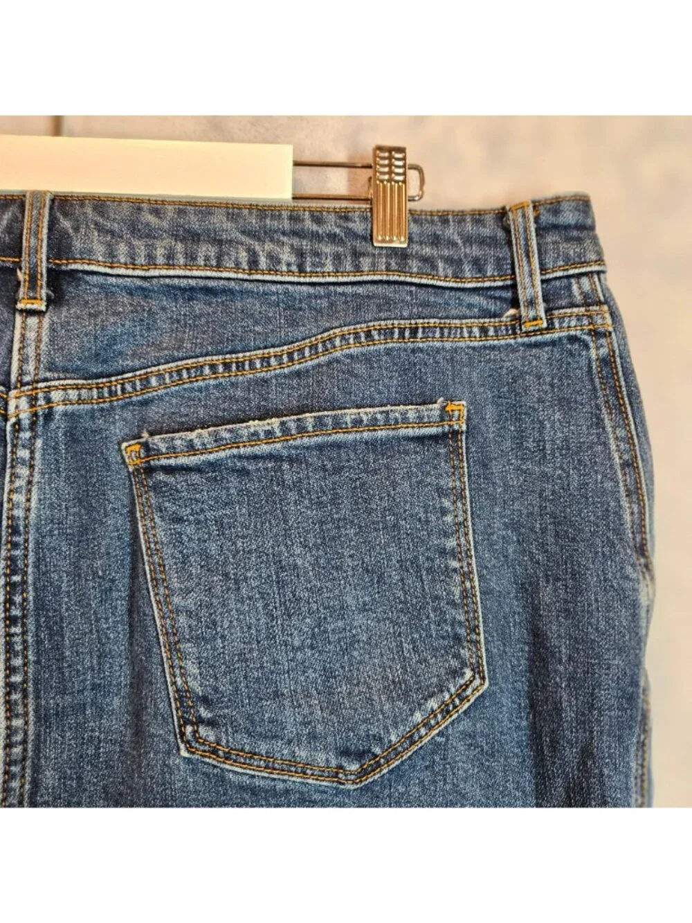 Old Navy Womens 16 Denim Skirt Blue Medium wash cowgirl casual classic raw hem
